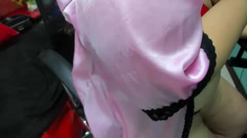 Snapshot of miarous69 chatting on March 2, 5:52 am MiaRouse online show from March 2, 5:52 am