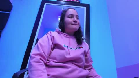Snapshot of miarous69 chatting on April 20, 1:25 pm MiaRouse online show from April 20, 1:25 pm