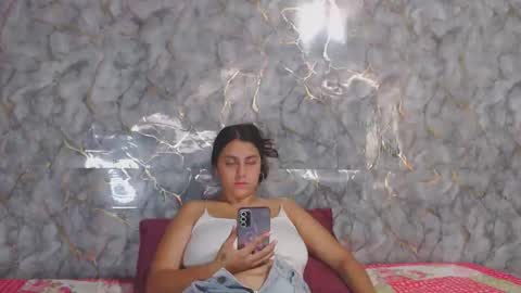 miarouse1531 online show from April 18, 5:06 pm