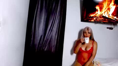 miasexy_latin online show from April 9, 9:58 am