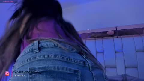 Mia Villalobos online show from December 18, 7:41 pm
