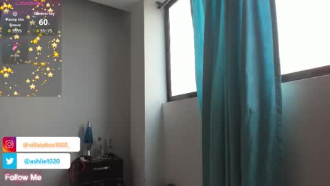 Mia Villalobos online show from December 22, 6:49 pm