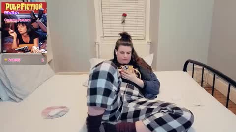 Mia  online show from April 15, 8:42 pm