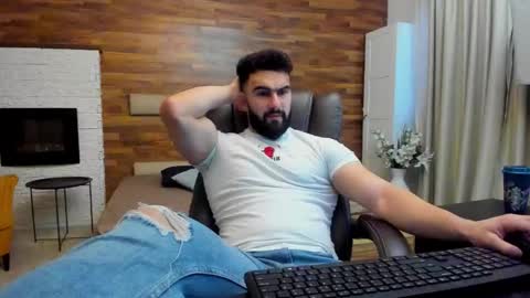 MicahLane online show from November 24, 5:29 am