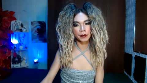 Snapshot of micalopez102702 chatting on February 1, 2:54 am micalopez102702 online show from February 1, 2:54 am