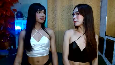 Snapshot of micalopez102702 chatting on February 5, 4:06 am micalopez102702 online show from February 5, 4:06 am