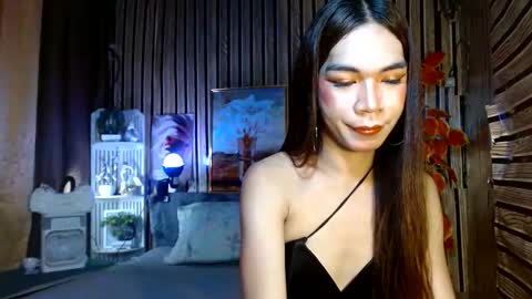 Snapshot of micalopez102702 chatting on February 17, 3:14 am micalopez102702 online show from February 17, 3:14 am