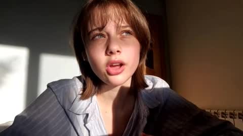 Snapshot of micasulejmanovski chatting on October 2, 2:24 pm Luna online show from October 2, 2:24 pm