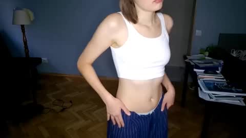 Snapshot of micasulejmanovski chatting on October 23, 1:54 pm Luna online show from October 23, 1:54 pm