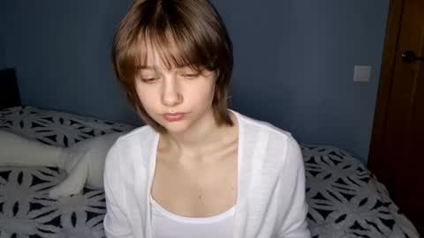 Snapshot of micasulejmanovski chatting on October 25, 1:18 pm Luna online show from October 25, 1:18 pm