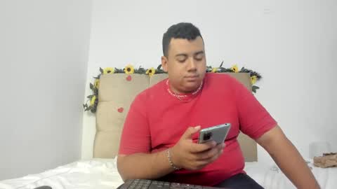 Micky and Sharon online show from February 27, 4:41 am