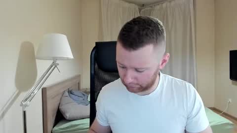 Snapshot of michael_birkin chatting on December 7, 3:47 am Michael Birkin online show from December 7, 3:47 am