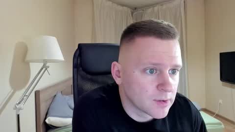 Snapshot of michael_birkin chatting on December 30, 5:55 pm Michael Birkin online show from December 30, 5:55 pm