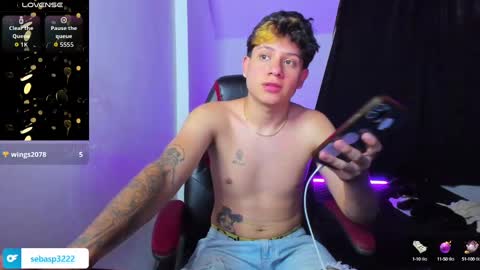 michael independent model  online show from October 3, 10:51 pm