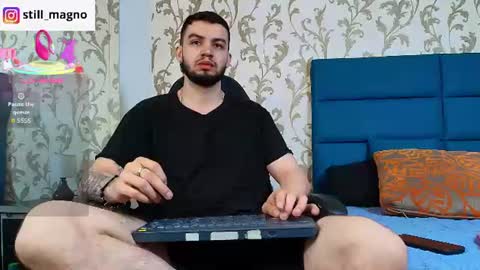 Snapshot of michael_magno chatting on July 3, 10:32 am Michael Stevens online show from July 3, 10:32 am
