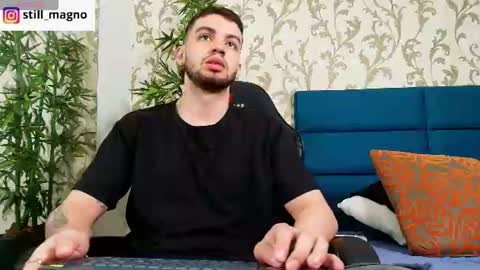 Snapshot of michael_magno chatting on July 16, 4:46 pm Michael Stevens online show from July 16, 4:46 pm