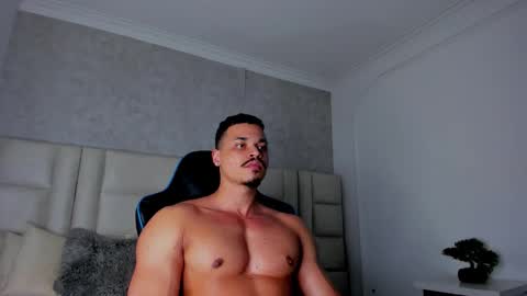 Michael online show from November 9, 7:17 am