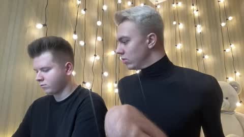 Snapshot of michael_sexdevil chatting on January 6, 5:27 pm michael_sexdevil online show from January 6, 5:27 pm