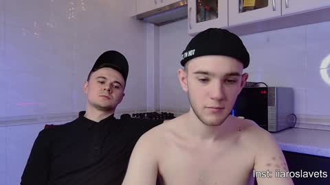 Snapshot of michael_sexdevil chatting on January 10, 12:26 pm michael_sexdevil online show from January 10, 12:26 pm