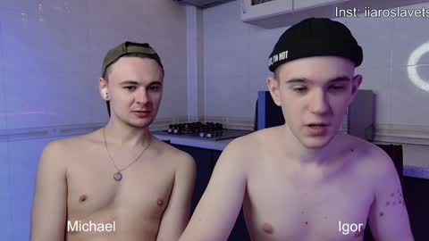 Snapshot of michael_sexdevil chatting on January 12, 12:12 pm michael_sexdevil online show from January 12, 12:12 pm