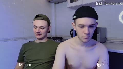 Snapshot of michael_sexdevil chatting on January 14, 12:03 pm michael_sexdevil online show from January 14, 12:03 pm