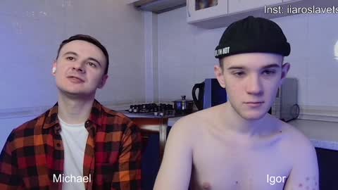 Snapshot of michael_sexdevil chatting on January 19, 12:17 pm michael_sexdevil online show from January 19, 12:17 pm