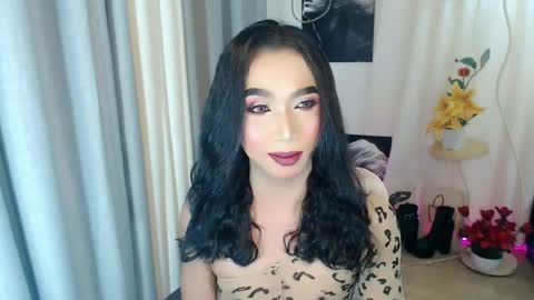 michaelagoddess online show from May 5, 10:29 pm