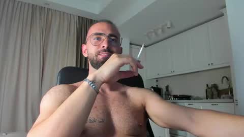 Snapshot of michaelevansx chatting on July 22, 7:16 pm MichaelEvansx online show from July 22, 7:16 pm
