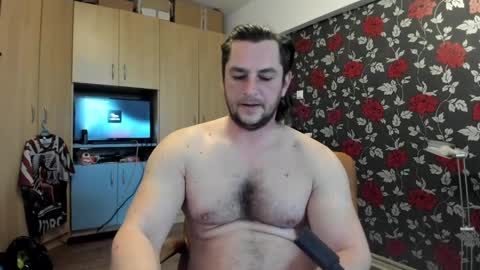 michaelragnar90 online show from March 29, 7:08 am