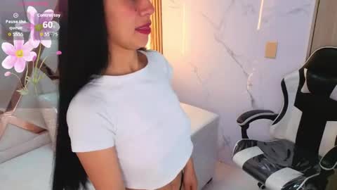 Snapshot of michell_tp chatting on May 25, 1:17 pm Michell online show from May 25, 1:17 pm