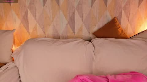 michelle_blond online show from May 27, 1:57 am