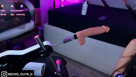 michelle_cutee_ online show from April 12, 8:03 pm