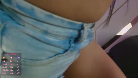 michelle_cutee_ online show from June 18, 8:13 pm