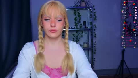 Snapshot of michelle_jacksonn chatting on October 15, 8:53 pm michelle_jacksonn online show from October 15, 8:53 pm