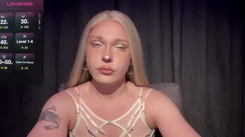 michelle_jacksonn online show from March 3, 4:29 am