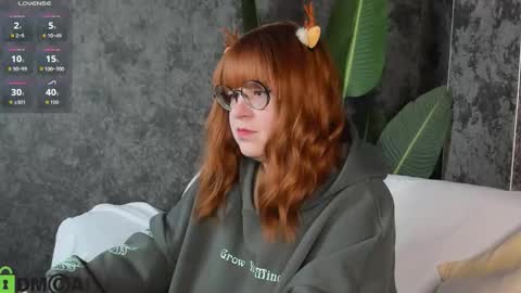 Michelle online show from November 25, 8:25 am