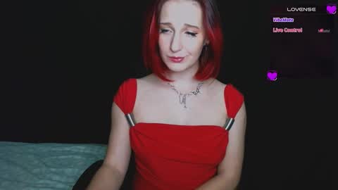 Snapshot of michelleevie chatting on December 9, 12:34 am Agatha online show from December 9, 12:34 am