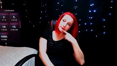 Snapshot of michelleevie chatting on February 25, 9:46 pm Agatha online show from February 25, 9:46 pm