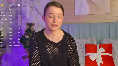 Snapshot of michellehaynes chatting on January 2, 5:50 pm michelle online show from January 2, 5:50 pm