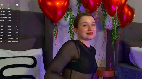 Snapshot of michellehaynes chatting on February 17, 8:36 pm michelle online show from February 17, 8:36 pm