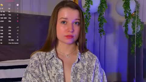 Snapshot of michellehaynes chatting on February 20, 9:09 pm michelle online show from February 20, 9:09 pm