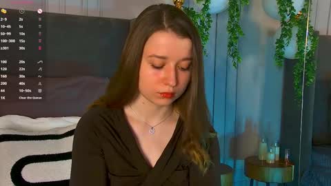 Snapshot of michellehaynes chatting on February 24, 2:48 pm michelle online show from February 24, 2:48 pm