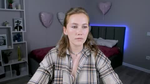 MichelleOrtis online show from March 26, 11:27 am