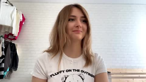 Jenny online show from April 2, 8:45 am