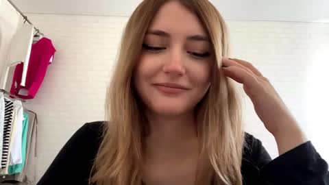 Jenny online show from May 30, 9:28 am