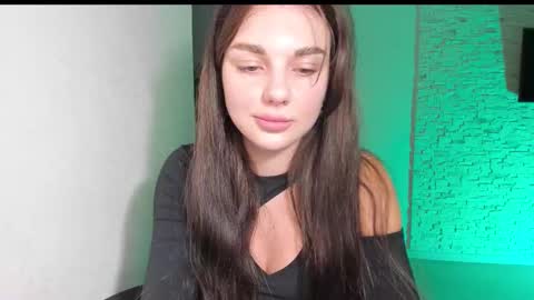 Snapshot of michelliibeautiful chatting on October 13, 4:18 pm Michellee online show from October 13, 4:18 pm