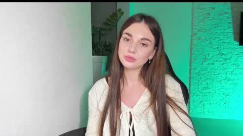 Snapshot of michelliibeautiful chatting on December 1, 6:02 pm Michellee online show from December 1, 6:02 pm