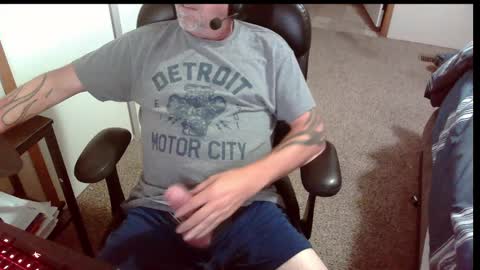 TattedInDetroit online show from September 22, 3:47 pm