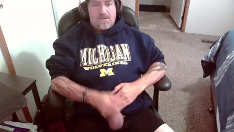 TattedInDetroit online show from October 20, 3:12 pm