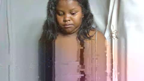 Snapshot of michou61 chatting on January 5, 6:44 pm michou61 online show from January 5, 6:44 pm